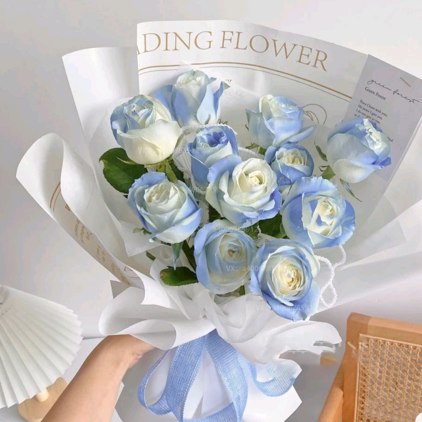 『冷美人』碎冰蓝玫瑰11朵送老婆鲜花送爱人蓝白玫瑰鲜花店鲜花送花上门